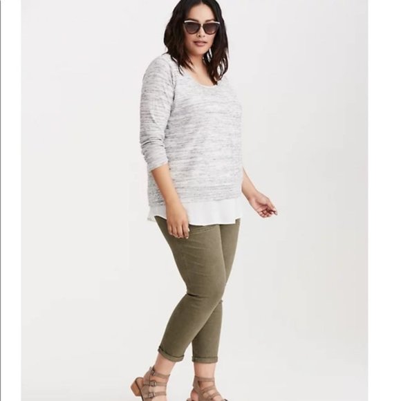 Plus Size 6X Torrid Sweater Lace up back Womens shirt top - Picture 3 of 7